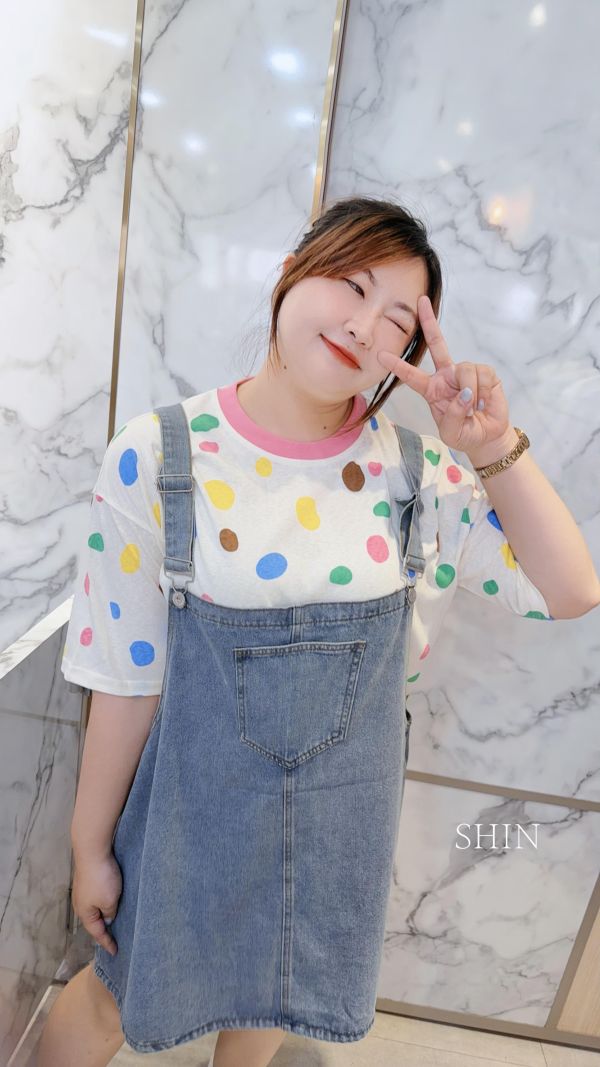 女孩兒牛仔短吊帶裙 
