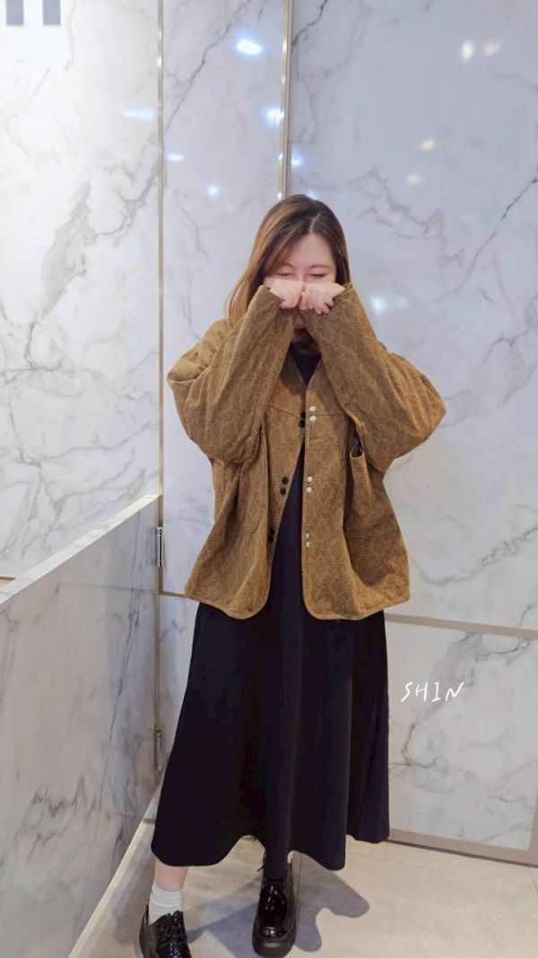 復古滿版帥性慵懶外套 