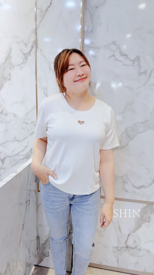 愛心挖洞上衣(白/黑/咖/焦糖/粉) 