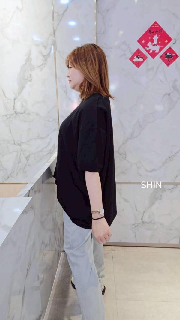 側弧線背壓摺空氣棉T(湖藍/紫/黑) 