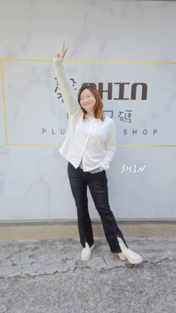 中線開衩牛仔喇叭褲(黑/藍) 