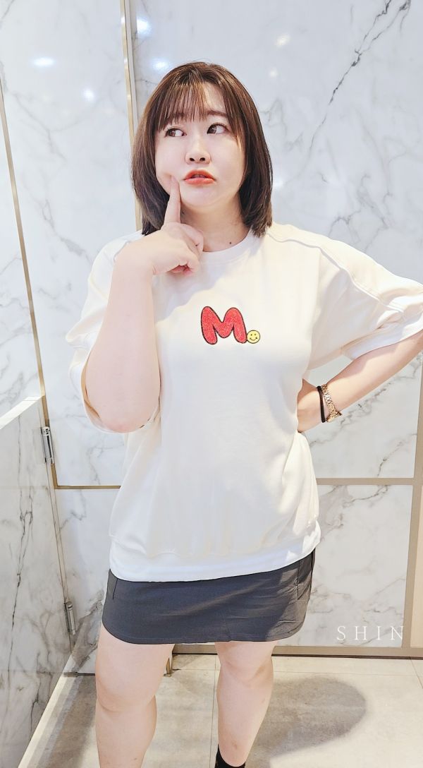M繡花小笑臉太空棉T(杏/黃/紫/黑) 