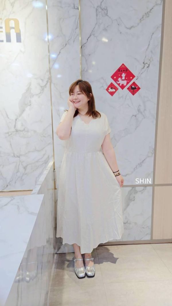 好好看棉麻後抽繩小開洞長洋(米杏/柔綠) 