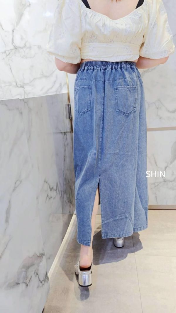 誰都要有的那件前口袋牛仔長裙(淺/深) 
