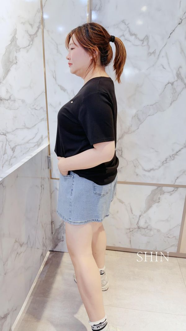 V領腰側邊皺皺設計T(黑/紅) 