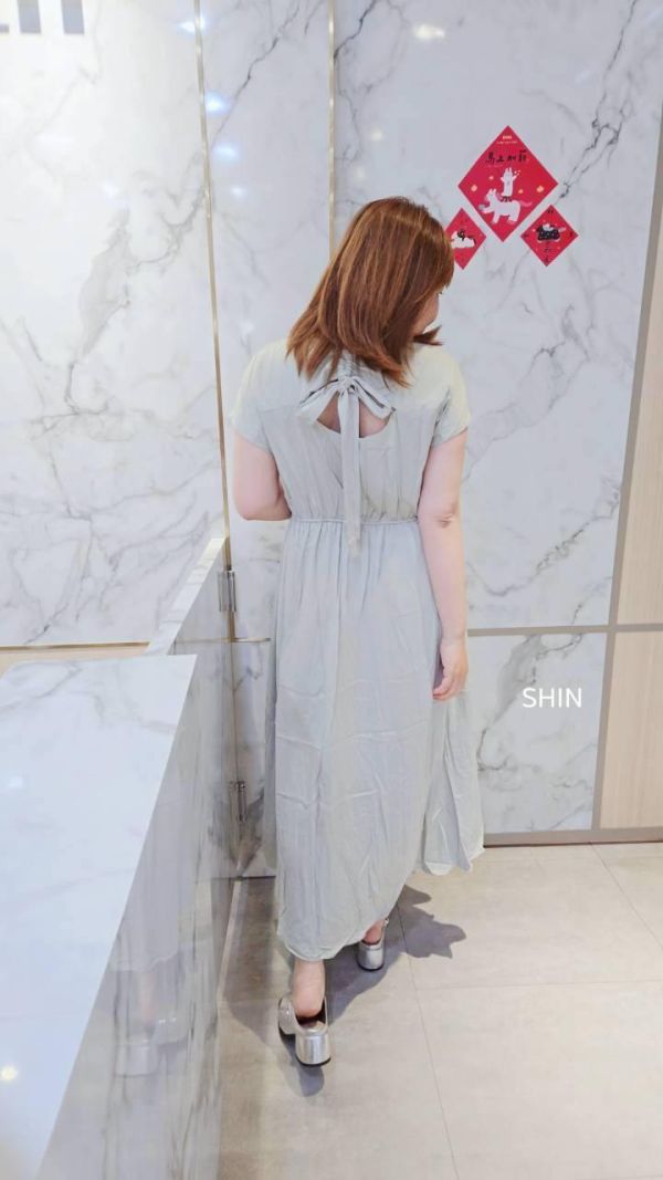 好好看棉麻後抽繩小開洞長洋(米杏/柔綠) 