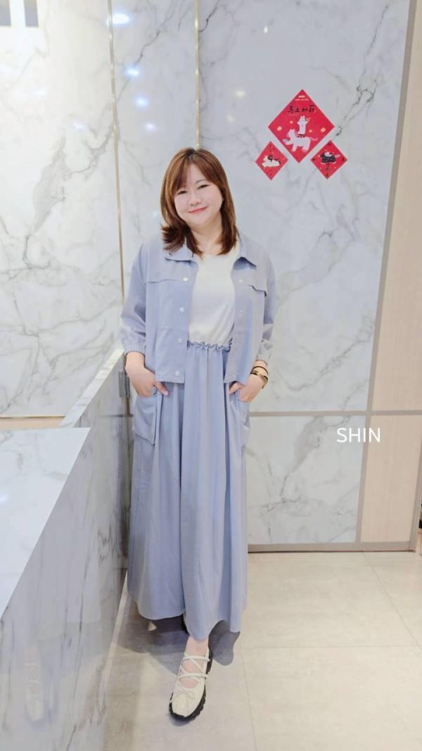 可正式但又不流於普通的工裝長洋套裝(水藍/深藍) 