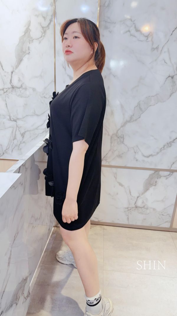 手工花高品質長版上衣 