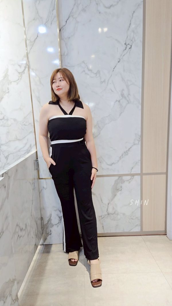 辣妹撞色套裝 