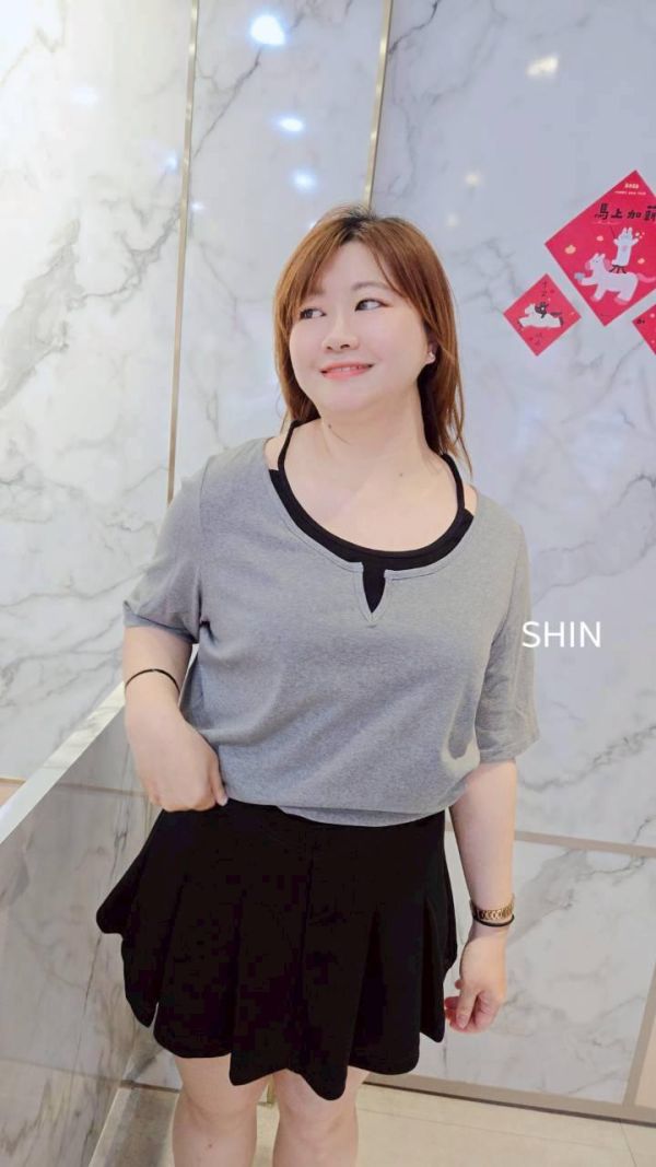 假兩件V造型上衣(灰/黑/紅) 