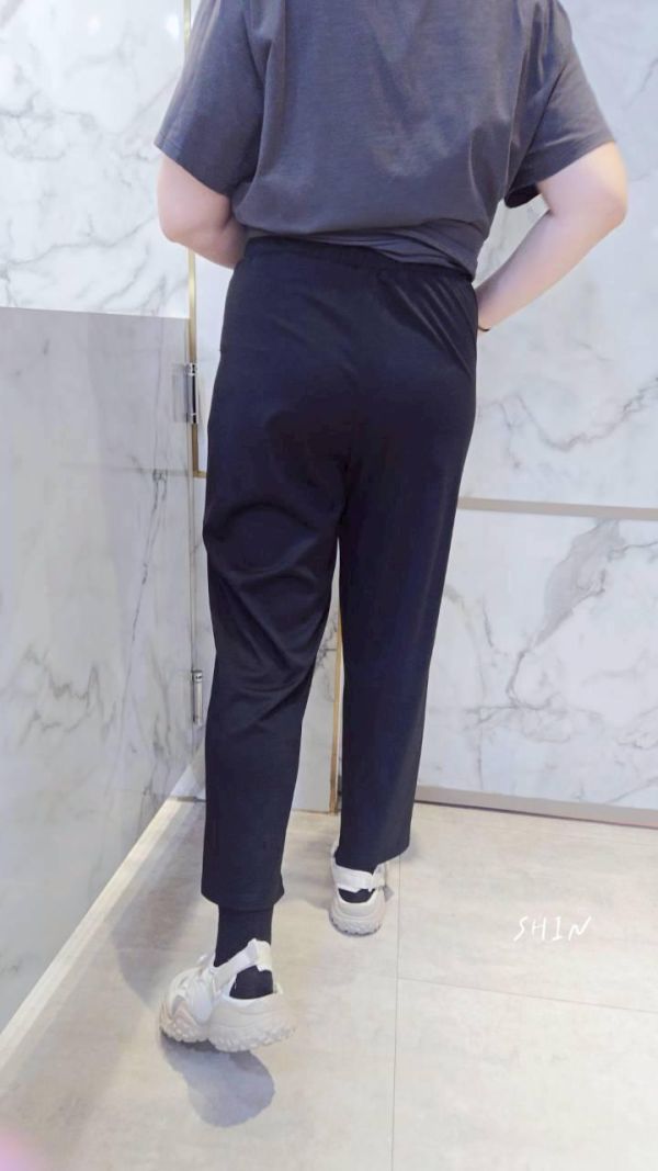 小圓鐵片九分哈倫褲 