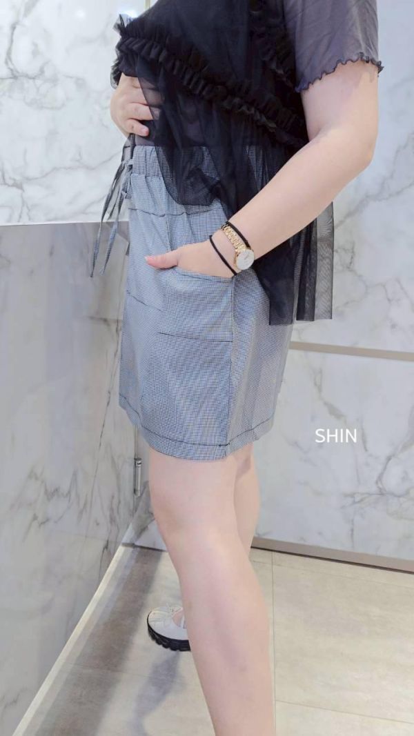 日系小格抽繩短褲裙 
