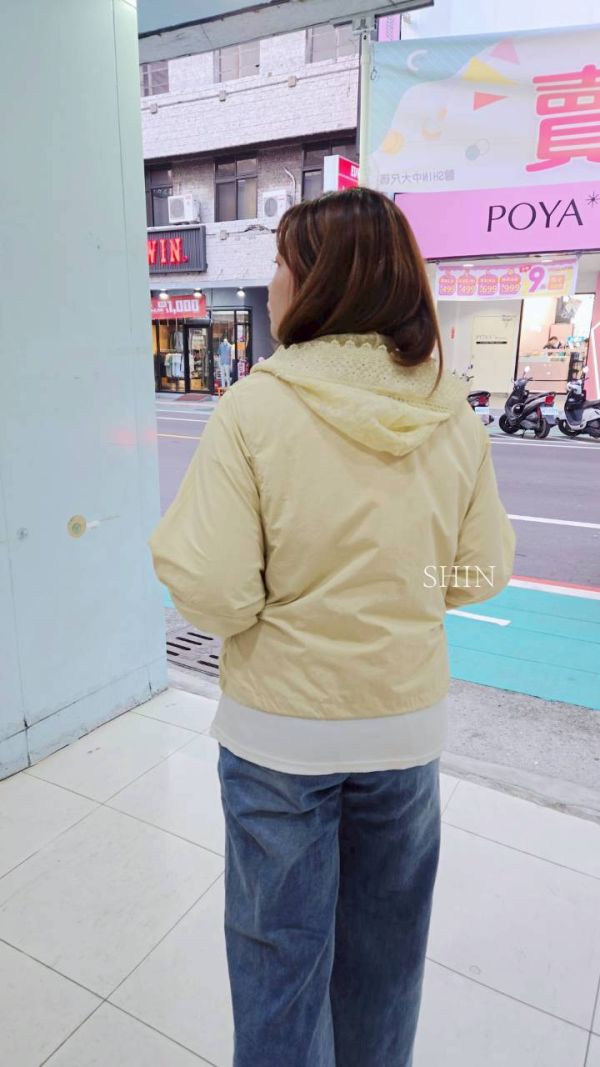 蕾絲拼接連帽工裝外套(黃/藍) 