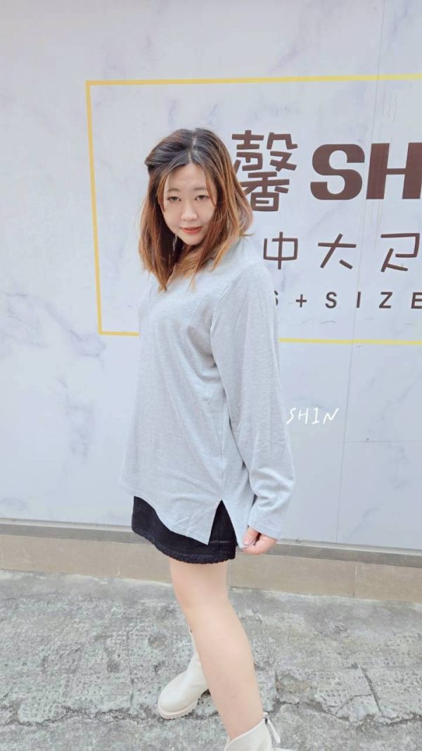 純色V領高彈T(紫/淺灰/卡其) 