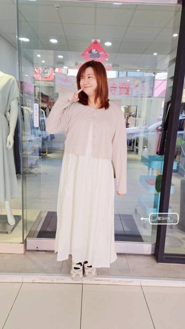 基本款排釦小外套(卡其/杏/黑) 