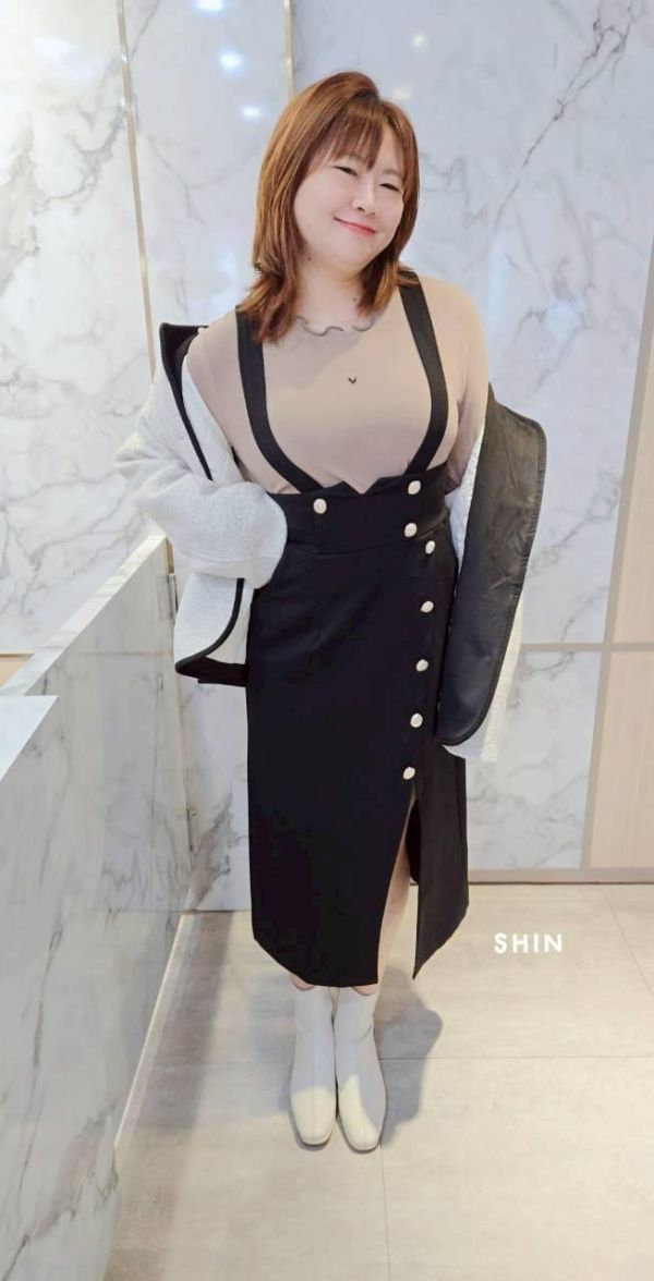 金釦前開衩兩穿吊帶長裙 