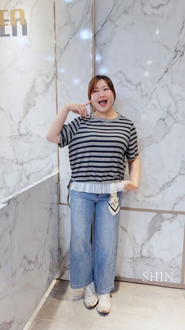 下擺拼接網紗條紋上衣(黑/藍) 