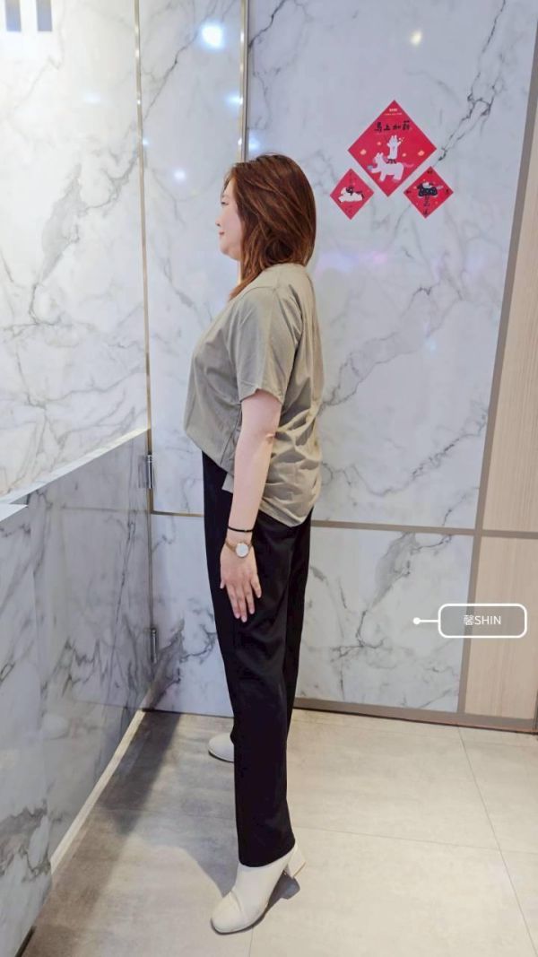 又是包色款兩側小開衩冰瓷T(綠/奶茶/黑) 