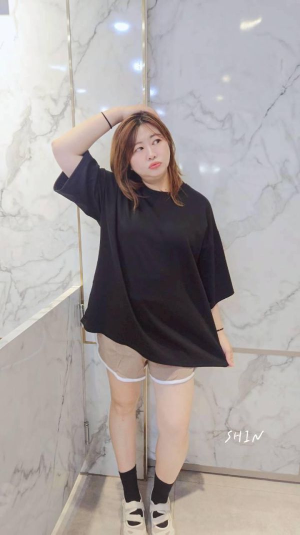 哈!又是包色款 太空棉素色大T(粉紫/杏/灰藍/黑) 