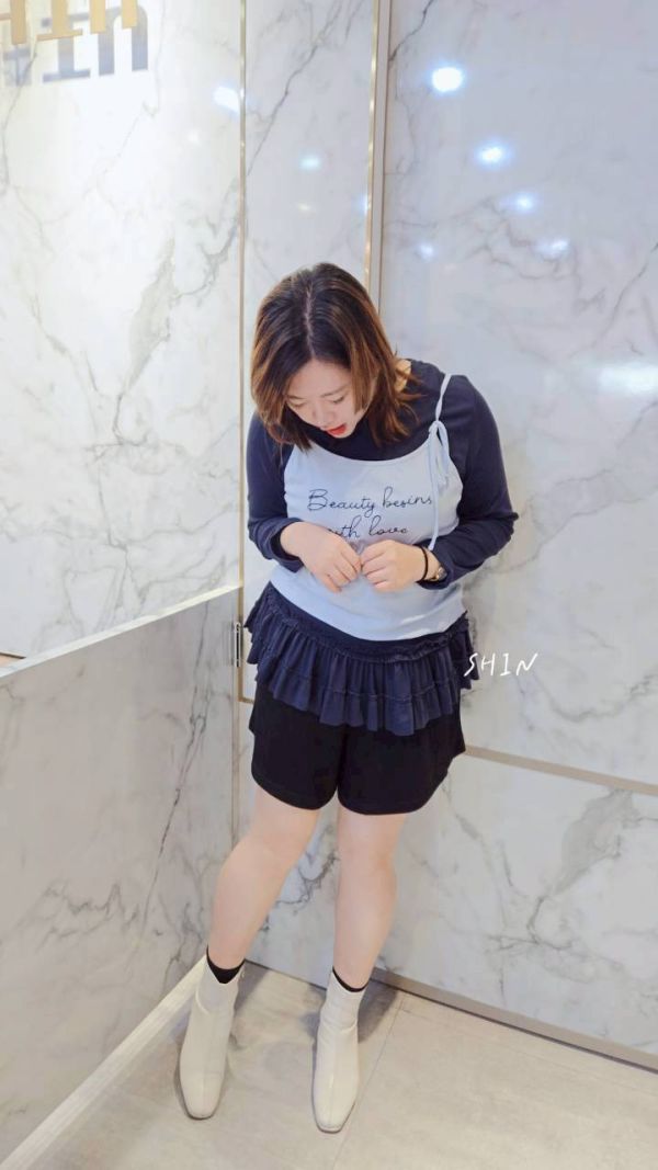 真兩件文字肩綁帶T 