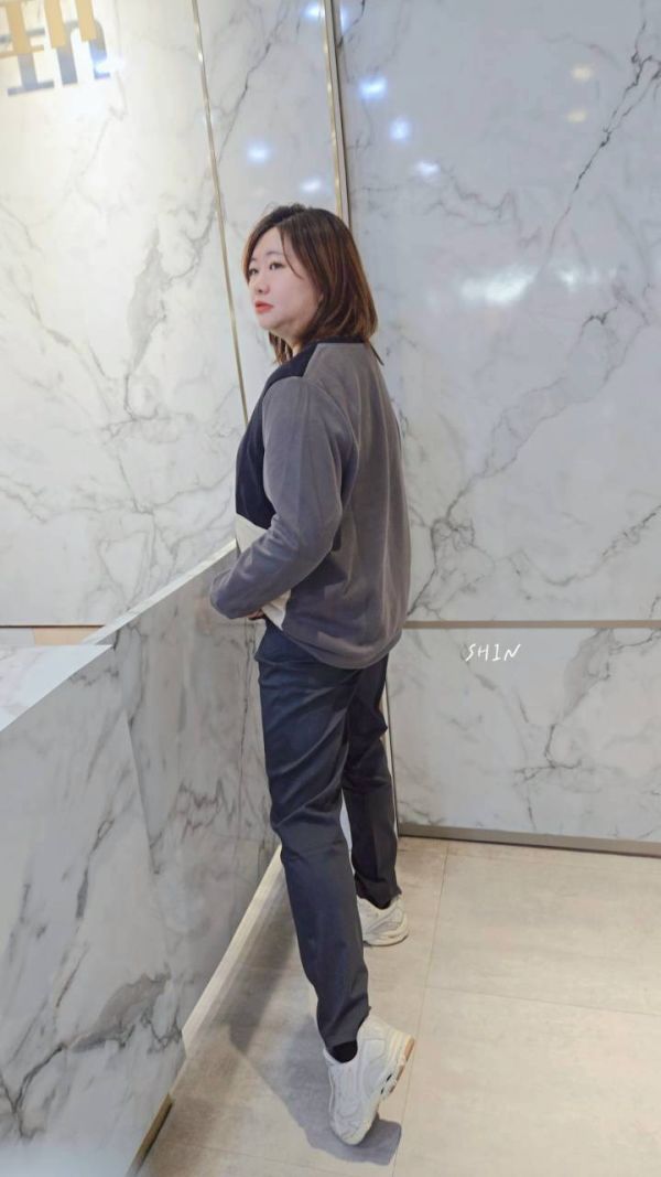 挺版斜切撞色T(黑/紅) 