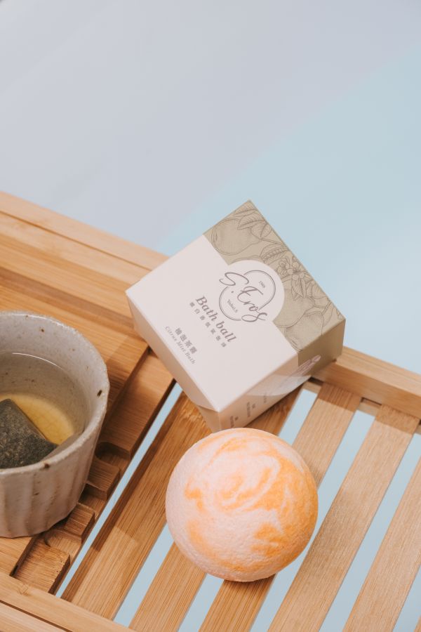 Saturday × S.EROS香氛泡泡系列 嫩白香氛氣泡球 - 柚泡茶霧 Citrus Mist Bath 