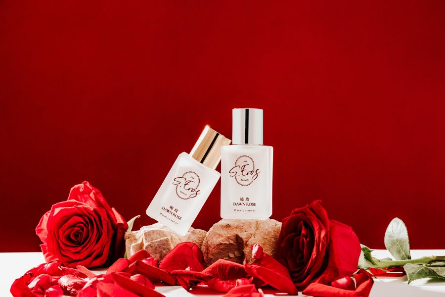 曉玫・奢夢瞬間｜2025 聖誕限定禮盒｜限量 50 盒 曉玫聖誕禮盒, 奢夢瞬間, S.EROS 限量, 2025 聖誕禮盒, 香水禮盒, 曉玫 Dawn Rose, 30ml 香水, 聖誕交換禮物, 精品香氛