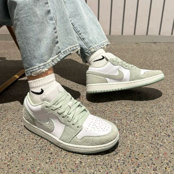 Nike Air Jordan 1 Low SE 淺綠 蘋果綠 麂皮 AJ1 喬丹 低筒 