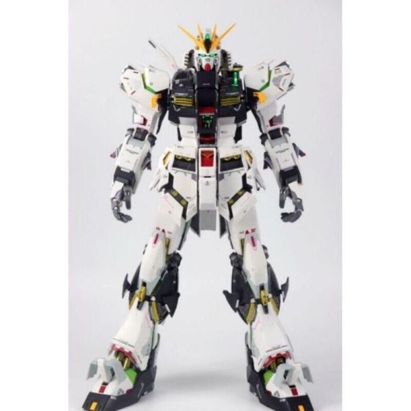 【西區現貨】 大班 1/60 NU RX-93 ν鋼彈 匠牛 帶格納庫 浮游炮 工作人員 【西區現貨】 大班 1/60 NU RX-93 ν鋼彈 匠牛 帶格納庫 浮游炮 工作人員