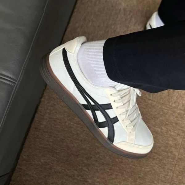 【預購】Onitsuka Tiger Advanti 鬼塚虎 焦糖底 復古 帆布鞋 米白 