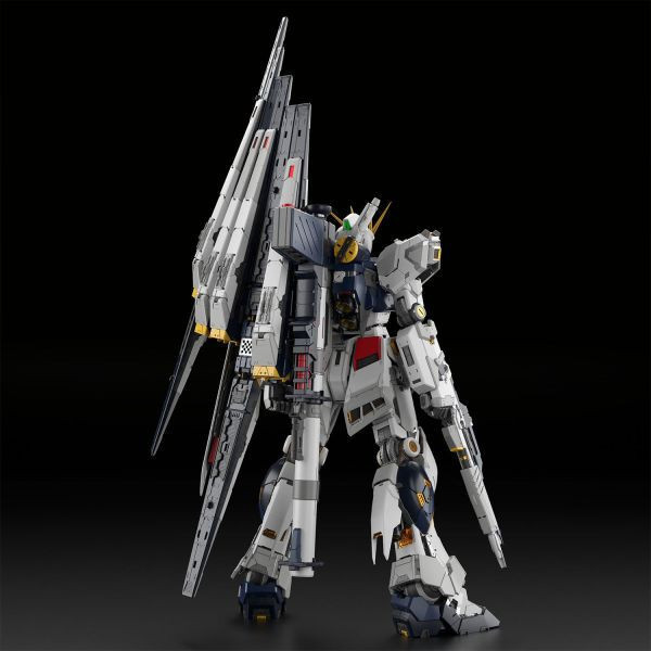 【0617】預購 BANDAI 1/60 PGU RX-93 ν鋼彈 組裝模型 BANDAI 1/60 PGU RX-93 ν鋼彈 組裝模型