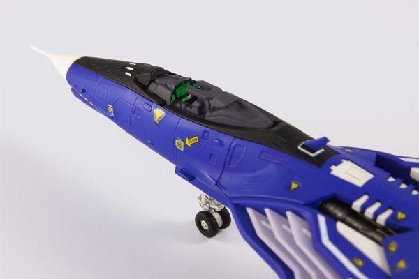 【0729KK】預購 組裝模型 1/100《雷電V：導演剪輯版》FT-00004A Azuma 2P color 組裝模型 1/100《雷電V：導演剪輯版》FT-00004A Azuma 2P color