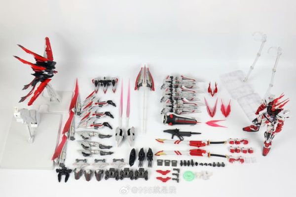 【KK】預購 組裝模型 大班 8836 MB樣式 1/100 紅龍異端 組裝模型 大班 8836 MB樣式 1/100 紅龍異端