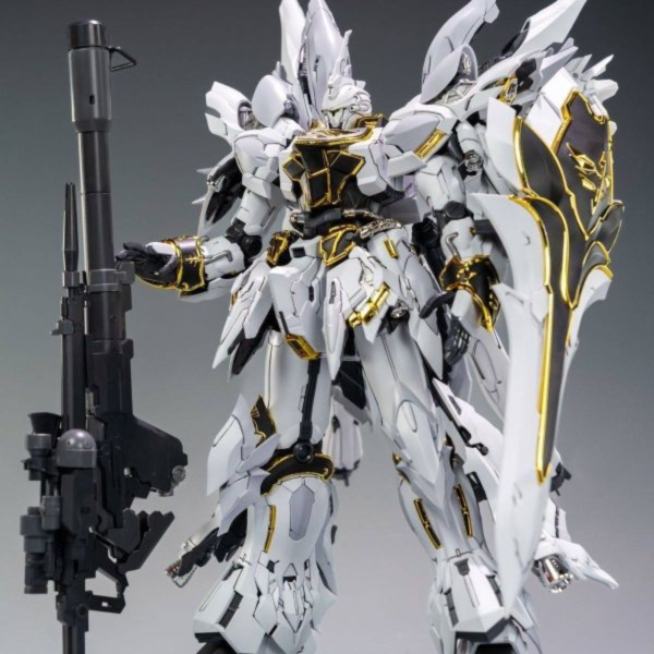 【KK】預購 組裝模型 彗星科技 1/100 白狼三倍速 組裝模型 彗星科技 1/100 白狼三倍速