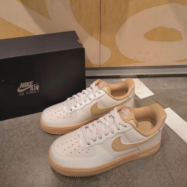 Nike Air Force 1 烘焙拿鐵 白褐 日本限定 