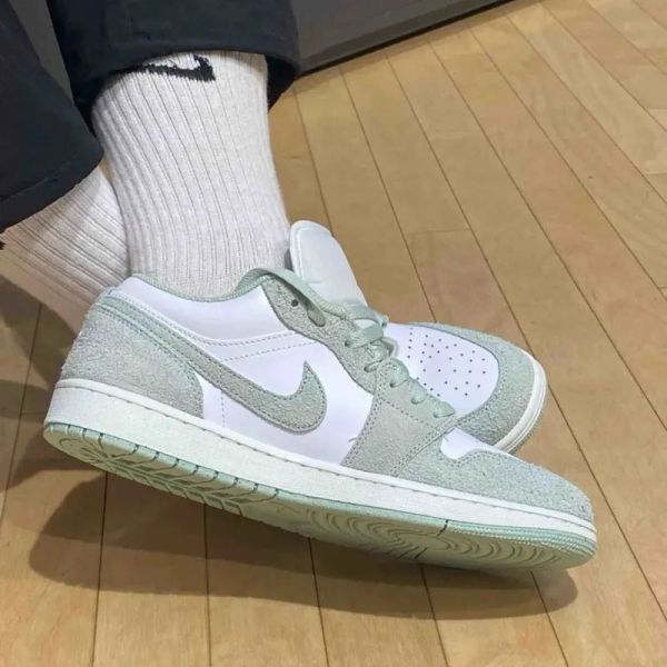 Nike Air Jordan 1 Low SE 淺綠 蘋果綠 麂皮 AJ1 喬丹 低筒 