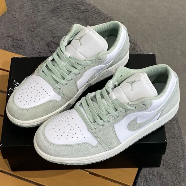 Nike Air Jordan 1 Low SE 淺綠 蘋果綠 麂皮 AJ1 喬丹 低筒 