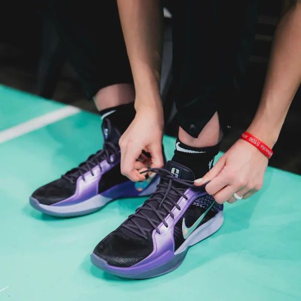 Nike Sabrina 2 “CAVE PURPLE” 黑紫 WNBA 莎賓娜 氣墊低筒 簽名實戰籃球鞋 