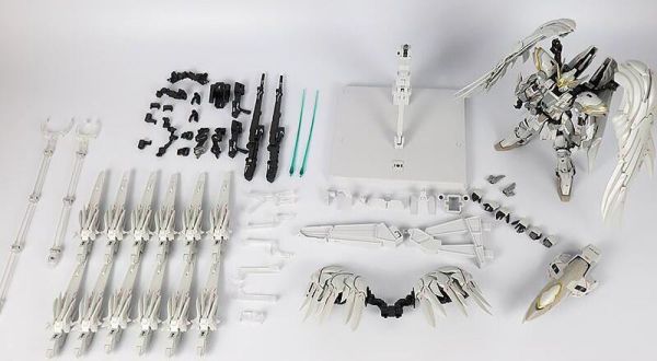 【KK】預購 組裝模型 大班 1/100 MG 白雪姬 合金骨架版 WING ZERO XXXG-00YSW FIX 組裝模型 大班 1/100 MG 白雪姬 合金骨架版 WING ZERO XXXG-00YSW FIX