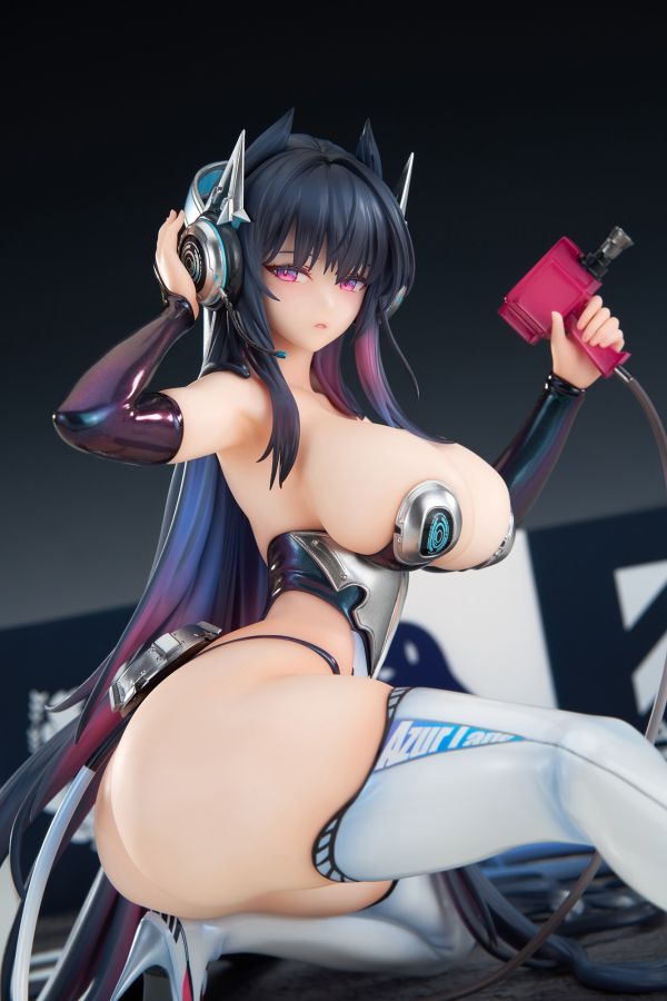 【1120KK】預購 1/7 PVC《碧藍航線》史特拉斯堡 賽場上的電子妖精Ver. 附特典 1/7 PVC《碧藍航線》史特拉斯堡 賽場上的電子妖精Ver. 附特典
