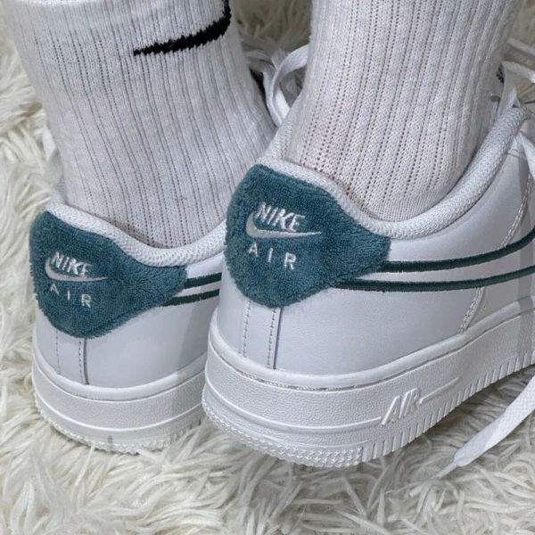 Nike Air Force 1 LV8 Resort And Sport 湖水綠 白底 刺繡 麂皮 低筒休閒鞋 大童 女鞋 