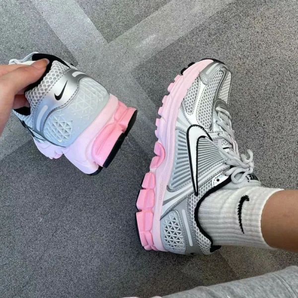 【預購】Nike Zoom Vomero 5 Pink Foam 金屬銀粉 灰銀黑粉 柔粉 復古老爹鞋 運動休閒鞋 