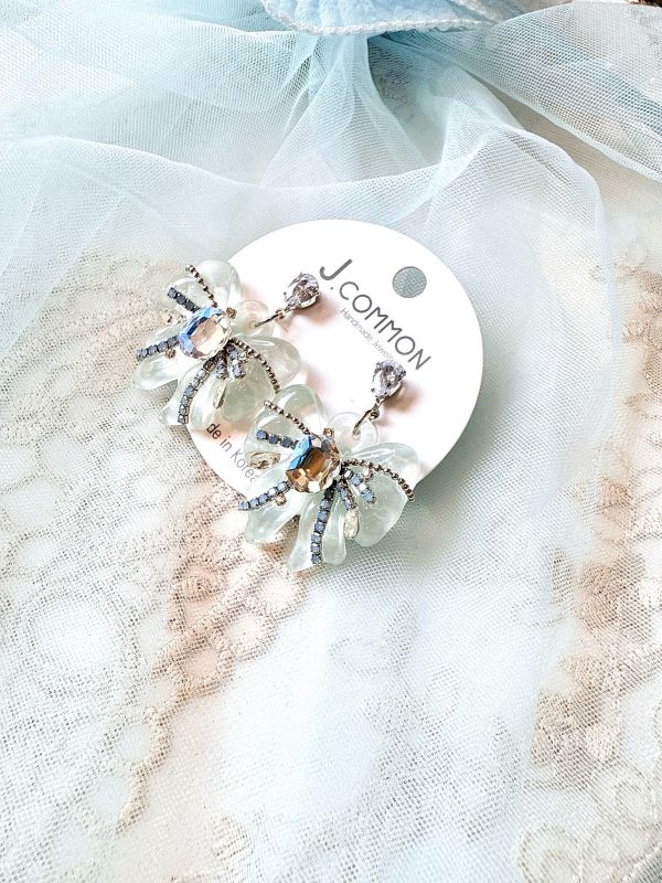 貼鑽精緻果凍感樹酯蝴蝶結耳環 