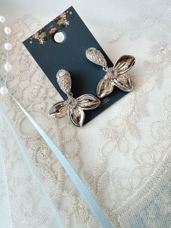 冷金屬鋯石鑲鑽個性耳環 