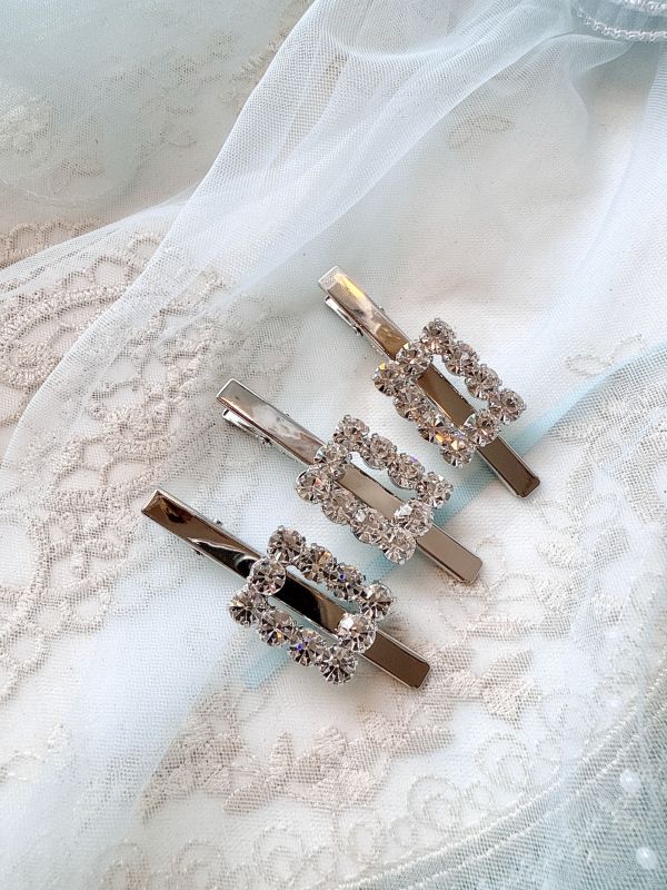 水鑽閃亮亮方型俐落髮夾 
