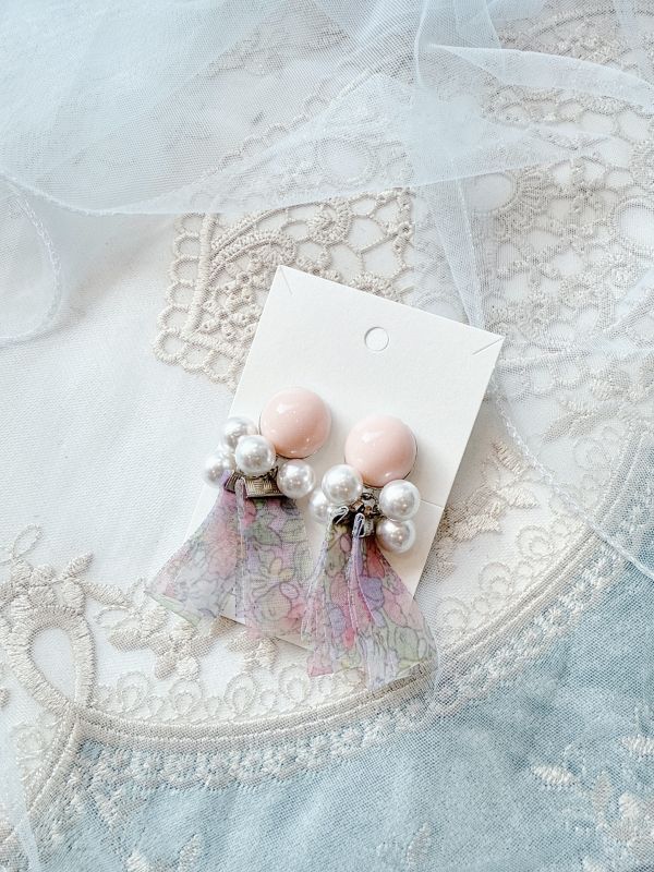 粉紅普普風珍珠碎花耳環 