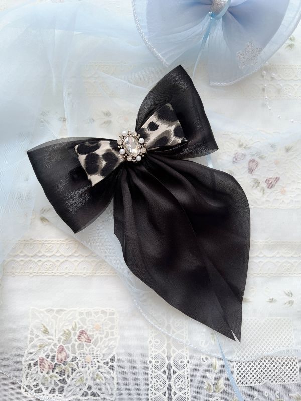 豹紋硬板立體蝴蝶結水鑽雕花彈跳夾 