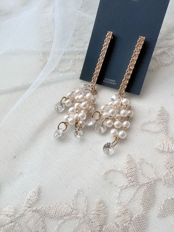 線型水鑽珍珠串氣質耳環 