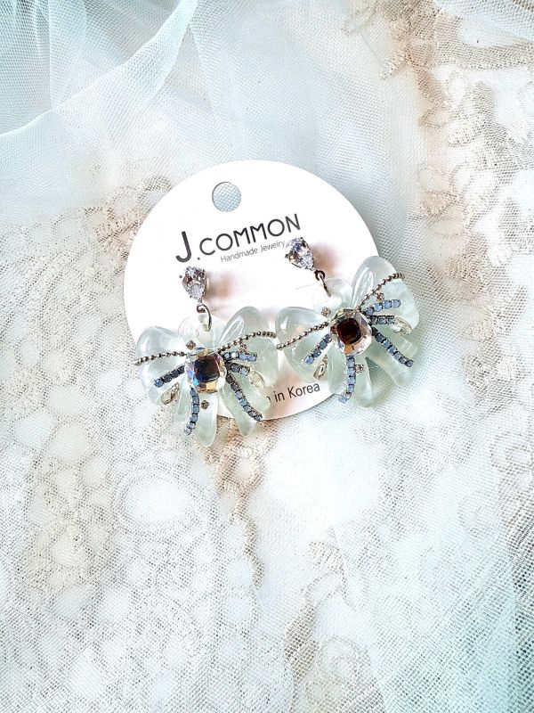 貼鑽精緻果凍感樹酯蝴蝶結耳環 