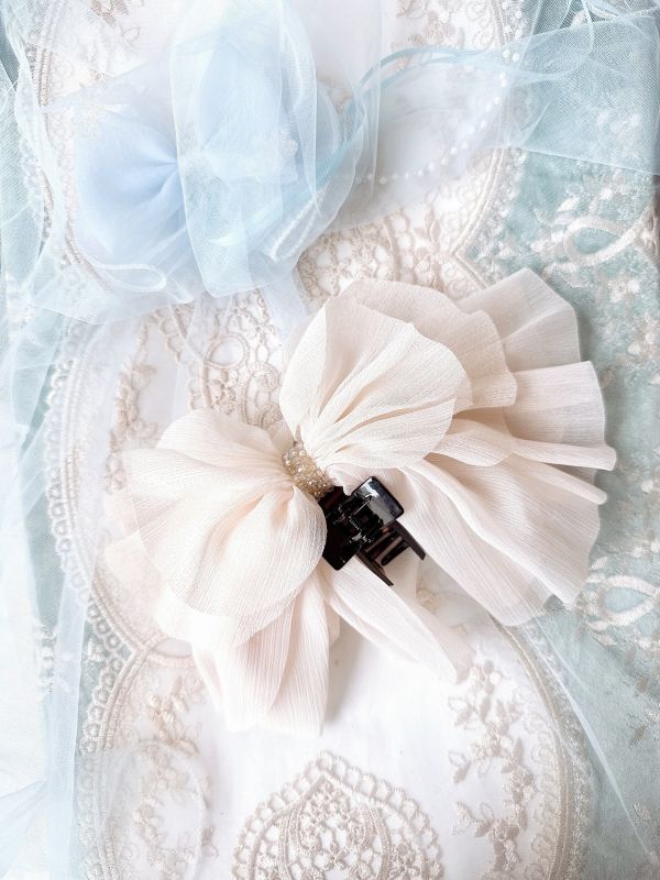 水晶串珠俏麗感雪紡公主鯊魚夾 